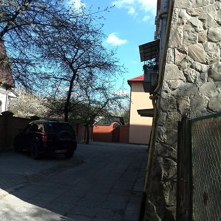 Apartment On Franka Lviv Ngoại thất bức ảnh