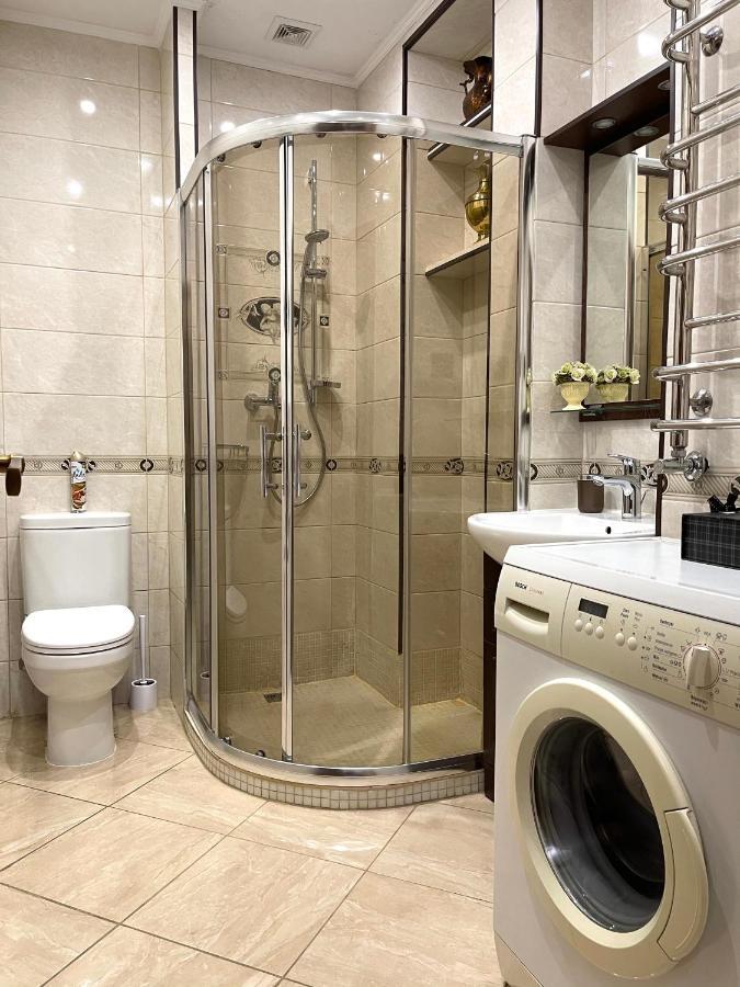 Apartment On Franka Lviv Ngoại thất bức ảnh